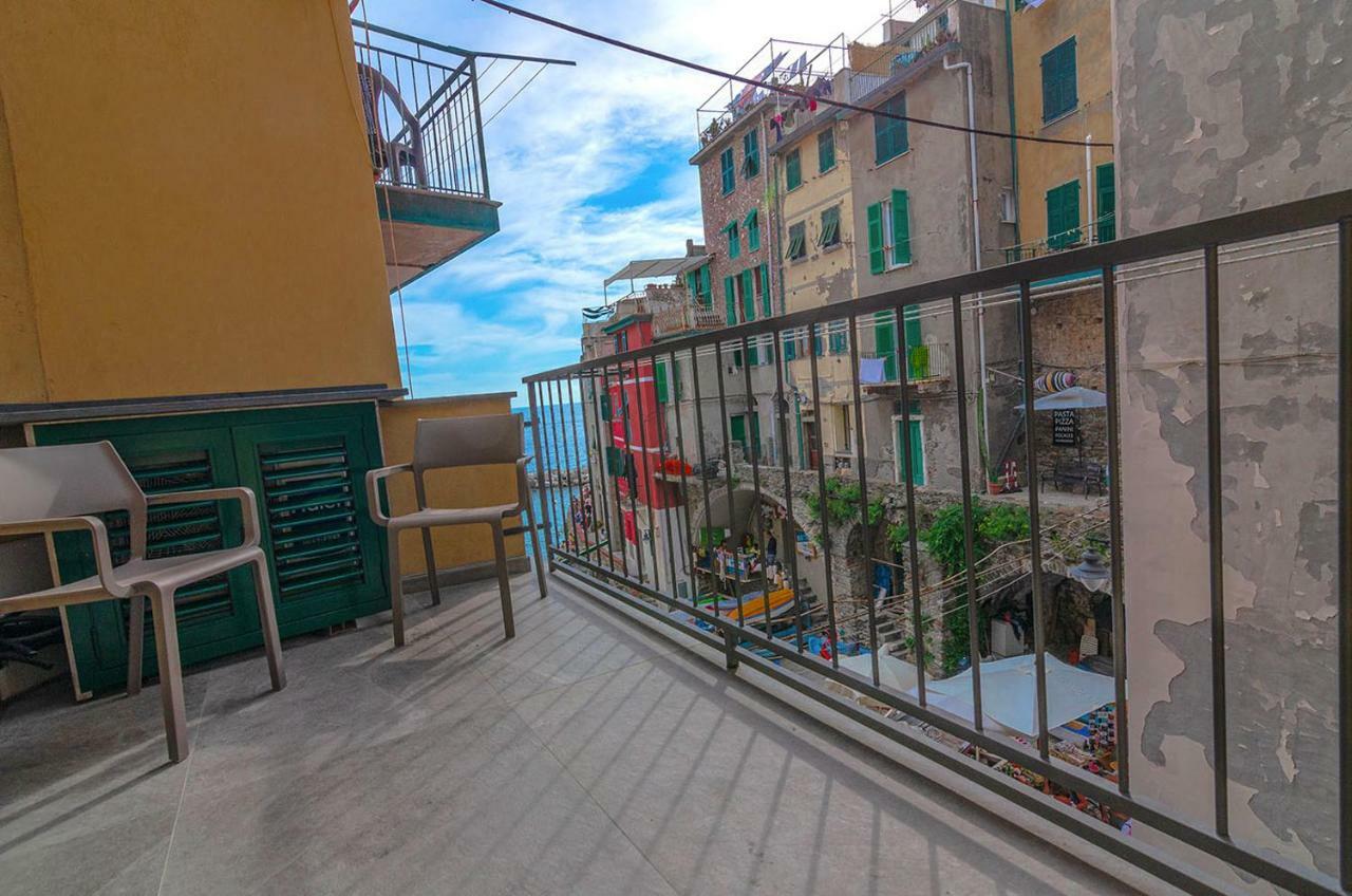 Sergeant First Class Riomaggiore Extérieur photo